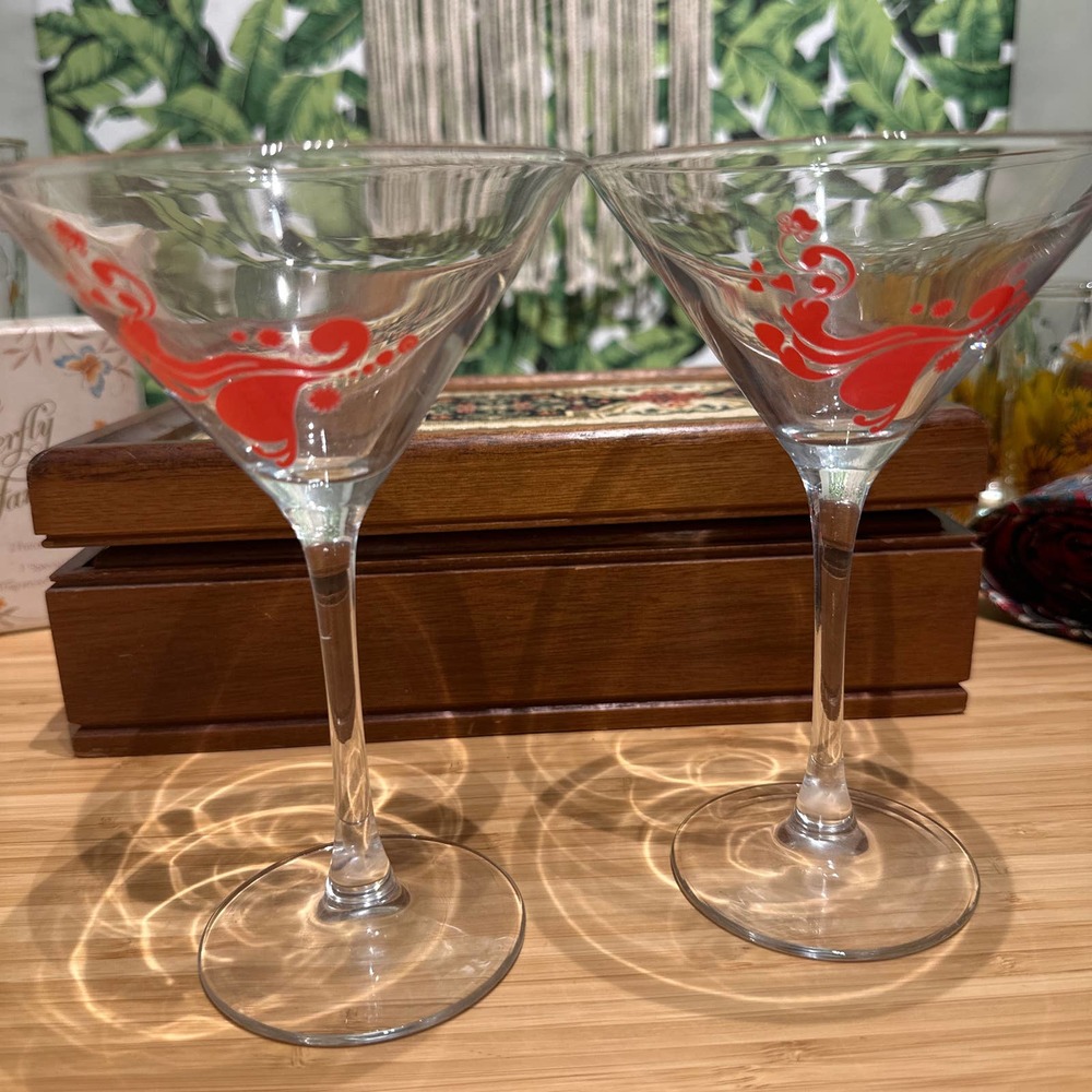 Set of 2 Love By The Beatles Curcque de Soleil Martini Glasses